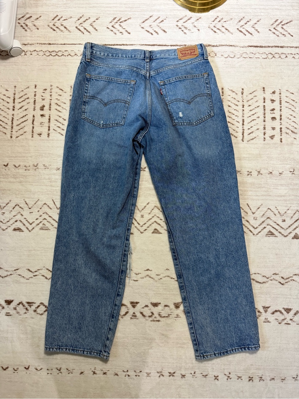 Levi’s ’94 Baggy Jeans Distressed Knee Light Wash Size 31 Grunge Streetwear Y2K - Picture 3 of 4